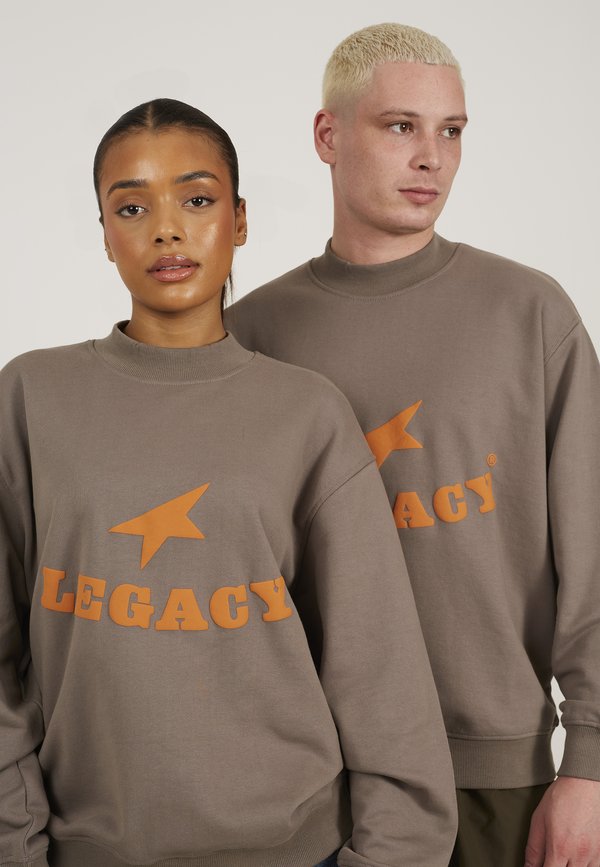 LEGACY STUDIOS UNISEX