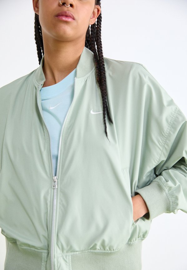 Nike Sportswear