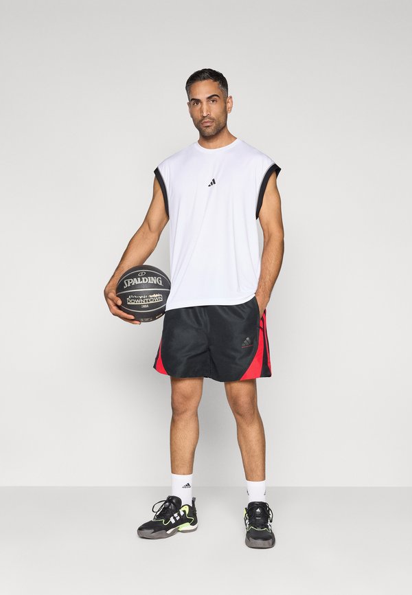 adidas Performance WOVEN SHORT UNISEX