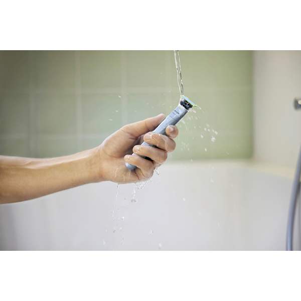 Elektrischer Rasierer, OneBlade Face First Shave QP1324/20 PHILIPS OneBlade